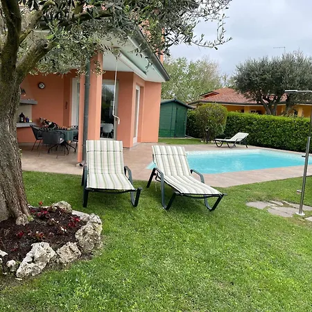 Allegra Villa Caleri