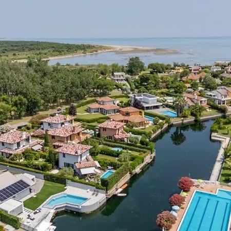 Allegra Villa Caleri